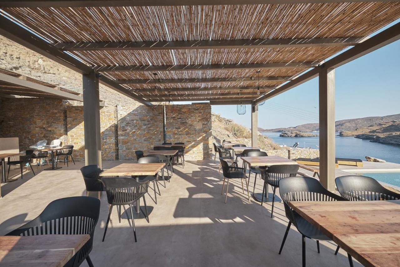 Amal Kythnos Suites エクステリア 写真