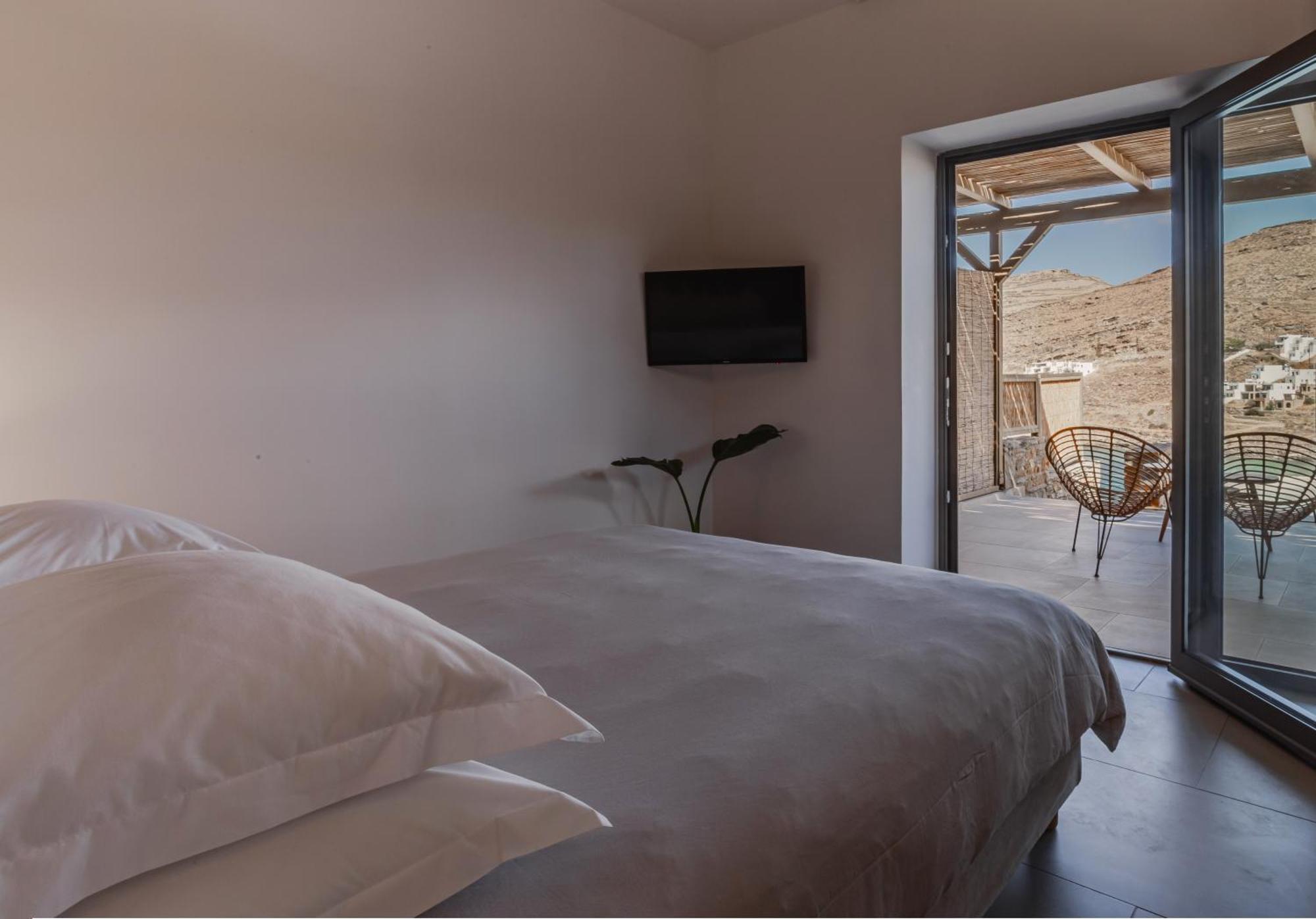 Amal Kythnos Suites エクステリア 写真